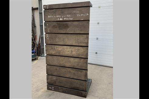 _Unknown / Other - Cast angle plate 2000 x 1000 x 800 mm