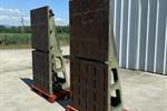 _Unknown / Other - Cast iron angle plates