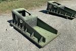 _Unknown / Other - Cast iron angle plates