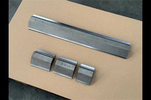 NN - UKB - 11.151 R0.8/85° H=104.5