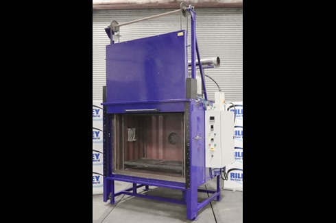 Hedinair - 550°C, Vertical Door, Air Circulation Industrial O