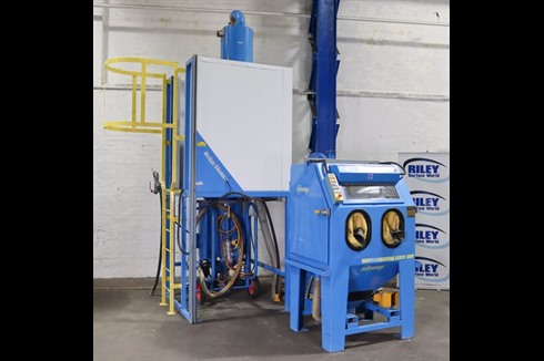 Hodge Clemco - Enviroclean Series 1000 Pressure Fed Blast Cabinet