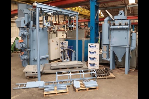 Wheelabrator Abrasive Developments - HB 12/20 Hook Spinner Shotblaster
