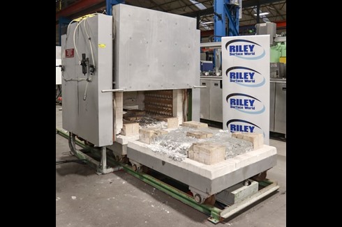 Hendrick Industrial Equipment Ltd - Through Feed Double Bogie Shuttle Heat Treatment F