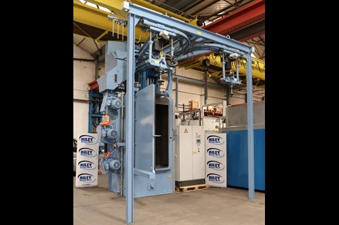 Wheelabrator Abrasive Developments - HB 12/20 Monorail Hanger Spinner Blaster