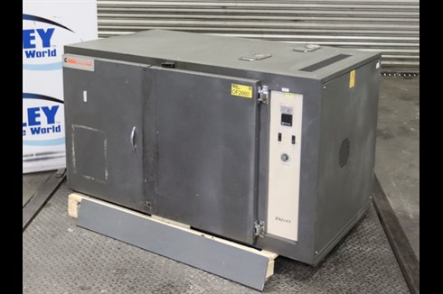 Carbolite - 300°C General Purpose Oven