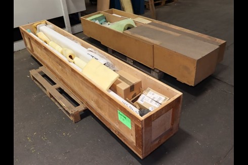 _Unknown / Other - Boxes of Glass Spares