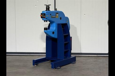 Eckold - KF 324