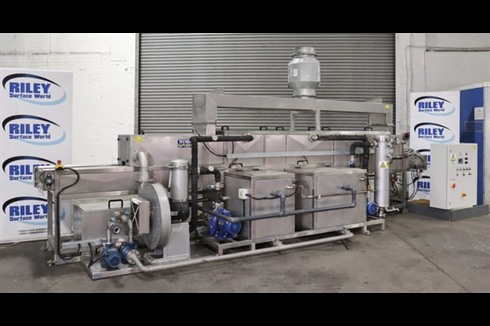 Technowash - AQF300/4 Multi Stage Conveyor Cleaning Line