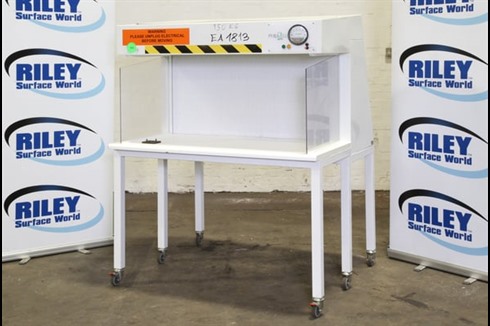 _Unknown / Other - 2000 Clean Air Work Station