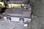 NN - clamps for a vertical turret lathe